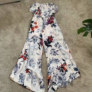 Sleeveless floral jumpsuit